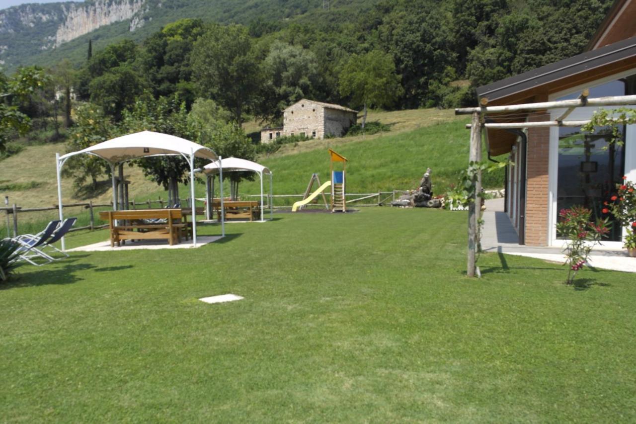 Agriturismo Fattoria Monte Baldo Vista Lago Каприно-Веронезе Экстерьер фото