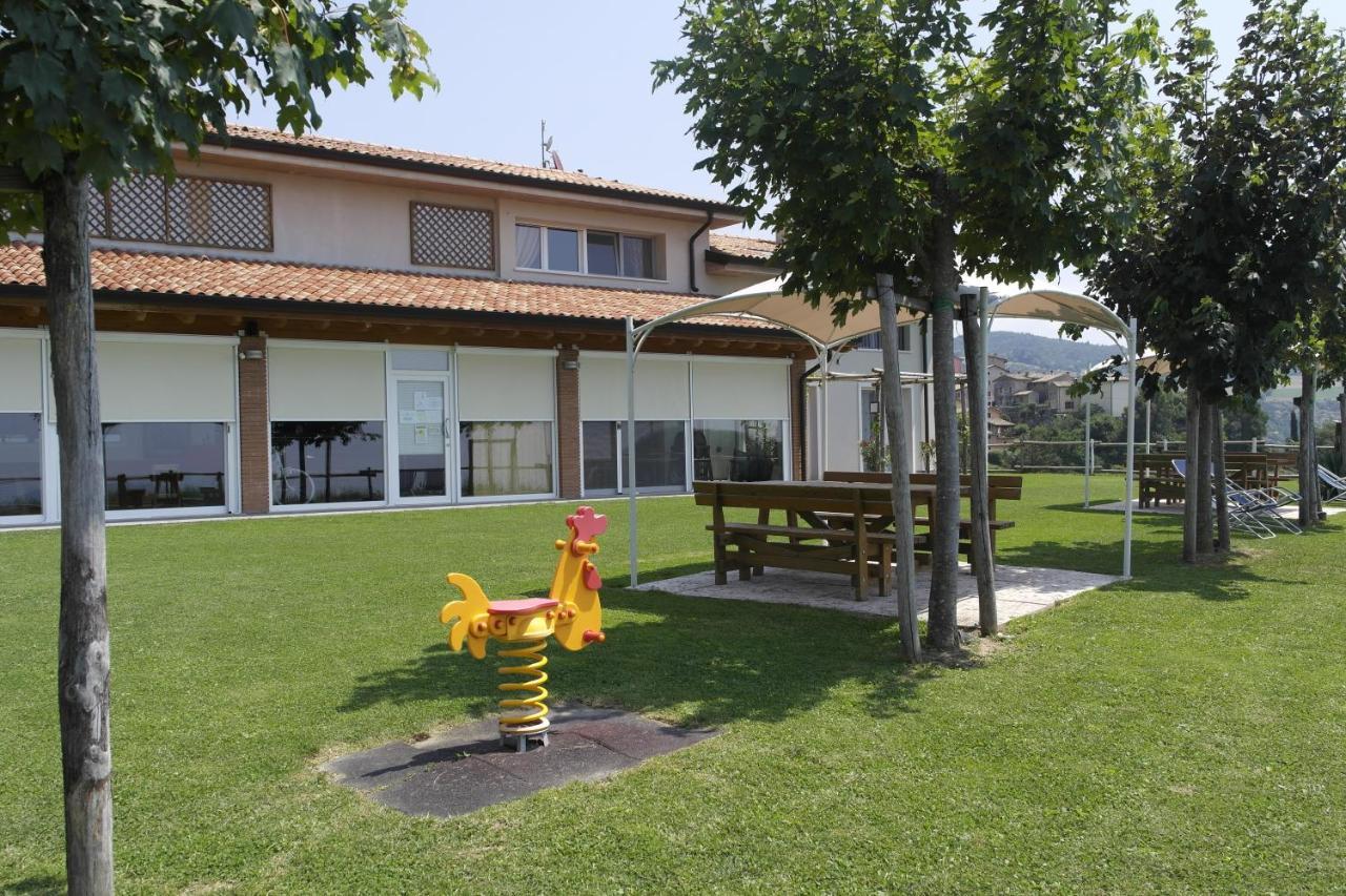 Agriturismo Fattoria Monte Baldo Vista Lago Каприно-Веронезе Экстерьер фото