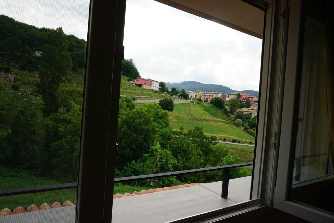 Agriturismo Fattoria Monte Baldo Vista Lago Каприно-Веронезе Экстерьер фото