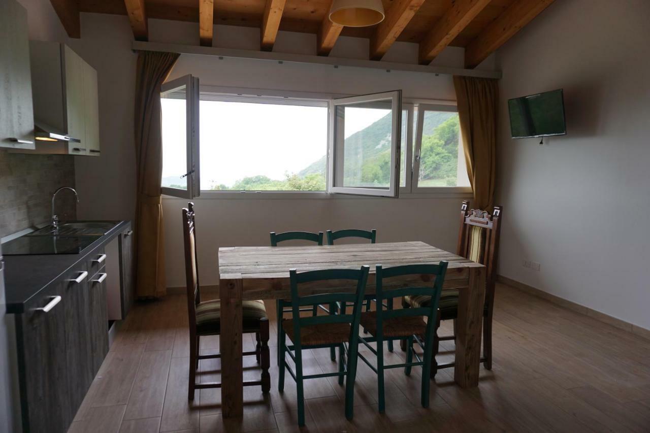 Agriturismo Fattoria Monte Baldo Vista Lago Каприно-Веронезе Экстерьер фото